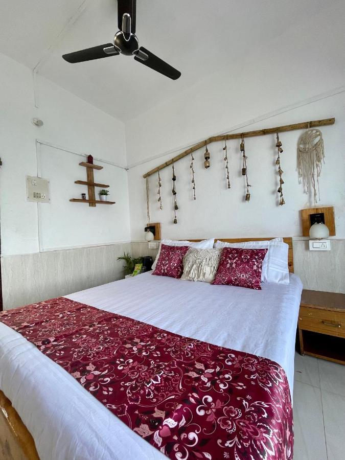 Ats Goa Hotel Arambol Bagian luar foto